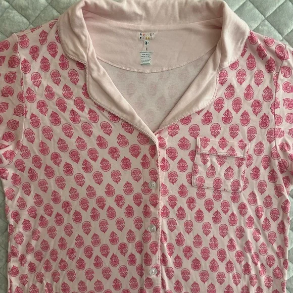 Roller Rabbit Daisy Paisley Wyatt Polo Pajamas set - Picture 3 of 4